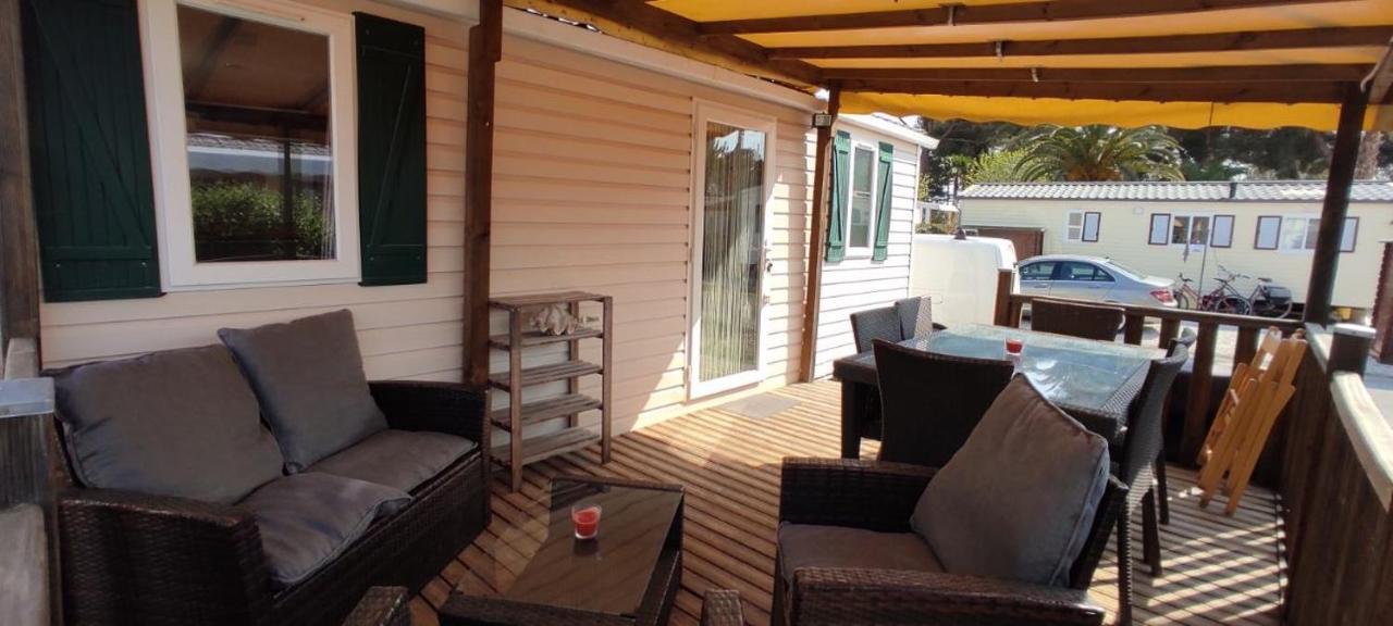 Mobilhome En Face Des Plages イエール エクステリア 写真